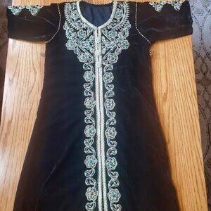 Intricate Hand-Embroidered Velvet Kaftan, Size 8